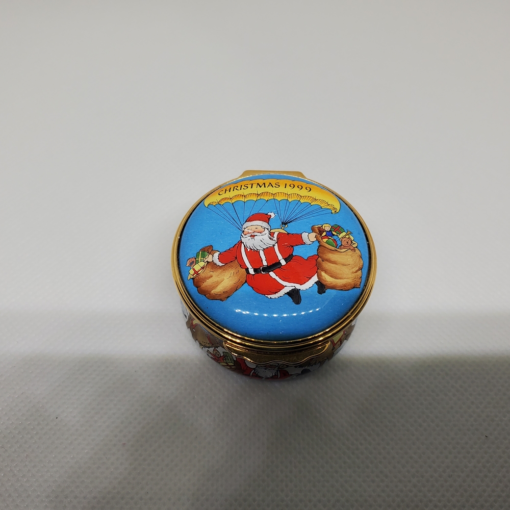 Christmas 1999 Santa Trinket Box
